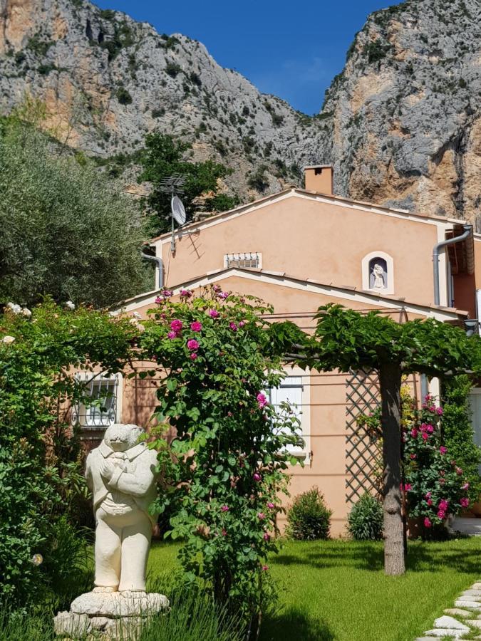 Bastide Des Oliviers Bed & Breakfast Moustiers-Sainte-Marie Ngoại thất bức ảnh