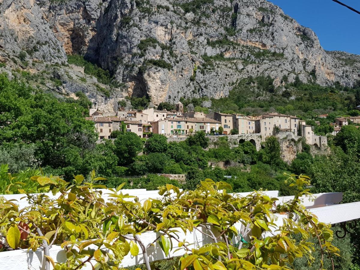 Bastide Des Oliviers Bed & Breakfast Moustiers-Sainte-Marie Ngoại thất bức ảnh
